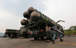 军备科技研发 中美军备竞赛新态势：中国弯道超车，“蜂群母舰”即将首飞！